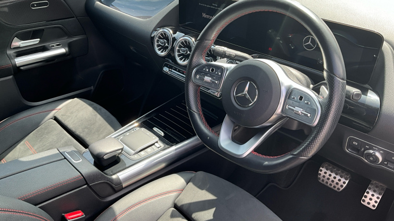 Mercedes-Benz GLA 200d AMG Line Premium 5dr Auto Diesel Hatchback